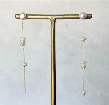 펄과 체인의 롱 귀걸이