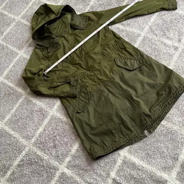 유니클로 올리브 모즈 코트