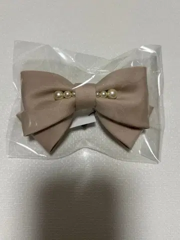 컴플렉스 비즈 머리핀 리본 펄 베이지 새상품