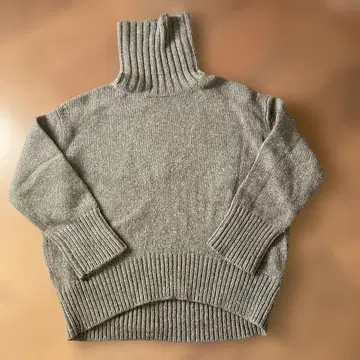 갤러리 바이 투모로우랜드 파인 울 터틀넥 풀오버