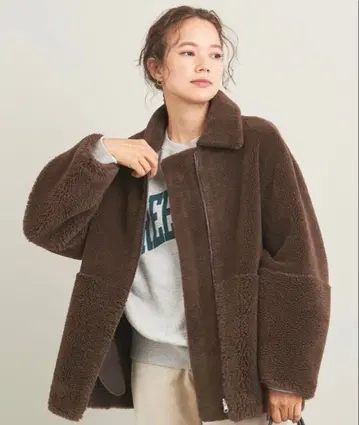 뷰티앤유스 보아 페이크 무스탕 리버서블 블루종 2WAY