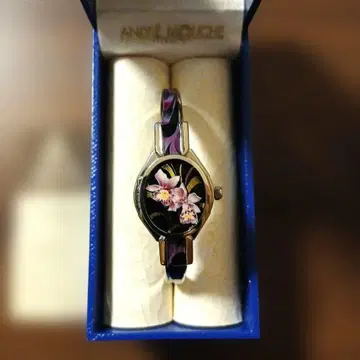 ANDRE MOUCHE 플라워 무늬 뱅글 시계