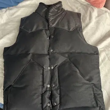 록키 마운틴 블랙 BEAUTY&YOUTH 콜라보 38 다운