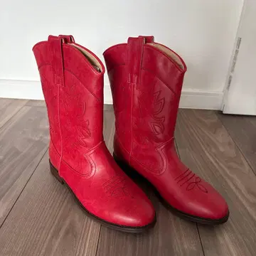 빨간색 웨스턴 부츠