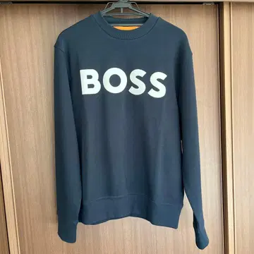 BOSS 네이비 트레이닝복