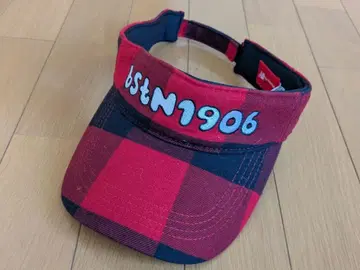 뉴발란스 골프 바이저 빨간색 체크 무늬 비품