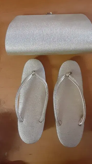 골드 일본 의류용 조리 및 클러치백 세트