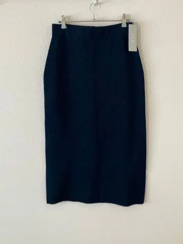 다크 블루 슬릿 타이 트 스커트