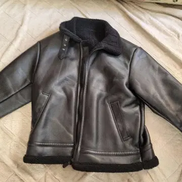 GU B-3 인조 가죽 무스탕 자켓