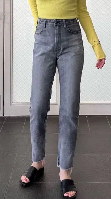 새상품급 야누크 하이웨스트 아네트 24인치