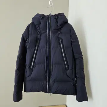 DESCENTE ALLTERRAIN (데상트 올터레인)