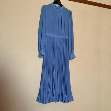 라이트 블루 플리츠 원피스 이너 포함