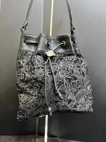 E613 IBIZA 이비자 숄더백 IBIZA 꽃무늬 백