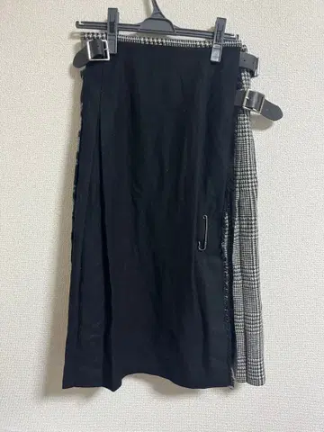 오닐 오브 더블린 타이트 스커트 블랙 체크 무늬 사이즈 10
