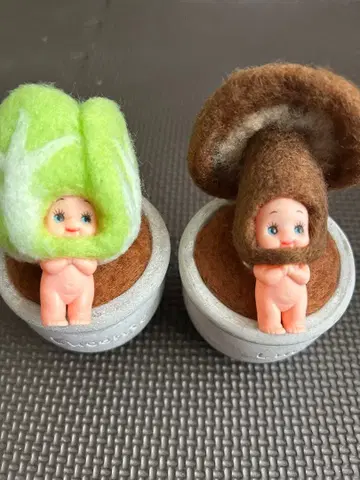 큐피 인형 2개 세트 화분 타입 입상