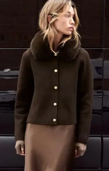 인조 모피 칼라 니트 자켓 다크 브라운 M