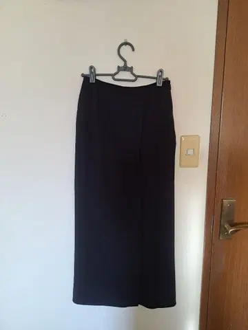 SNIDEL 블랙 타이트 롱 스커트