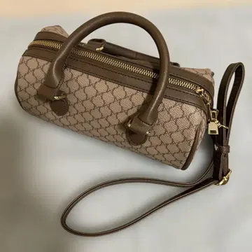 베이지 합성 피혁 숄더백