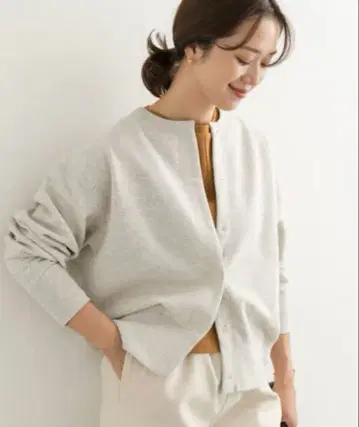 새상품 도어즈 속기모 맨투맨 가디건 오트밀