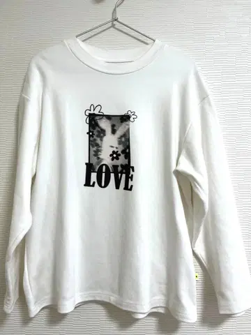 Nissy 냅 타임 풀오버 티셔츠