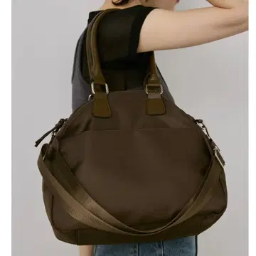 un/neu 앙누아 2WAY 아웃 포켓 나일론 보스턴 백 브라운