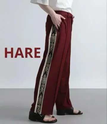 [ 새상품급 ] HARE 시크릿 자카드 라인 팬츠