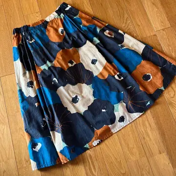 팔라스 팰리스의 스커트