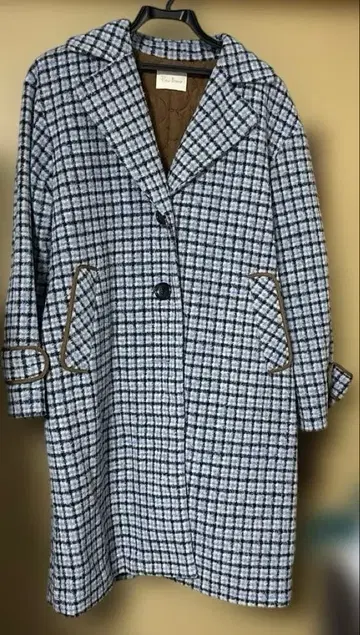 중고 Pizzo Bianco 체크 무늬 롱 코트