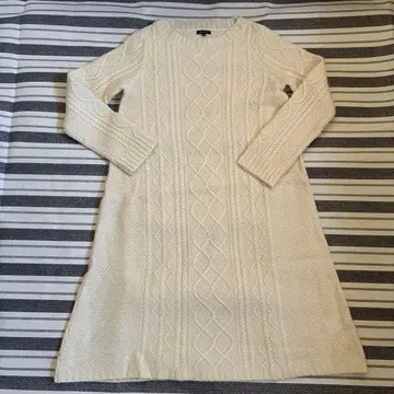 니트 원피스 화이트 사이즈 36