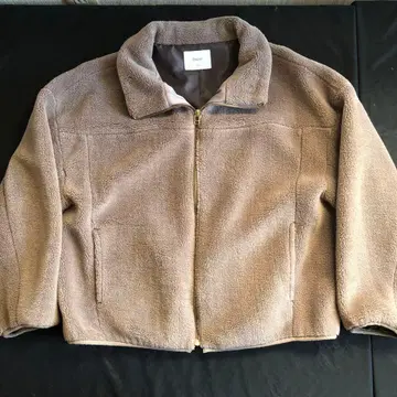 플리스 자켓 지퍼 포함