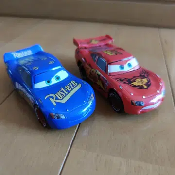 카즈 피규어 2개 세트