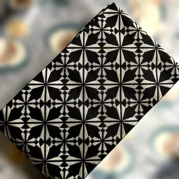 새상품급 반폭 오비 모노톤 기하학 패턴 멋짐