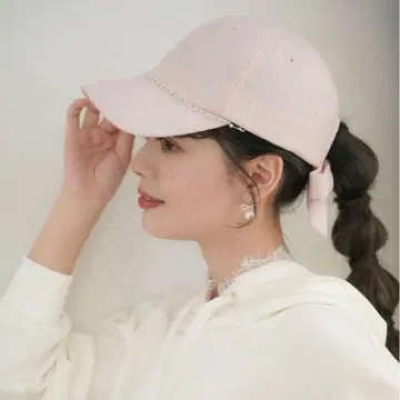 새상품 르레브바니레 린넨풍 백리본 체인 펄 캡 완판템