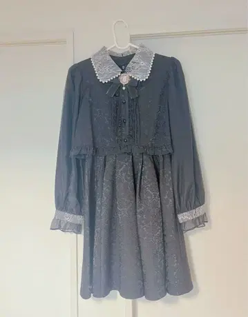 ROJITA 펄 트리밍 컬러 자카드 원피스 블랙