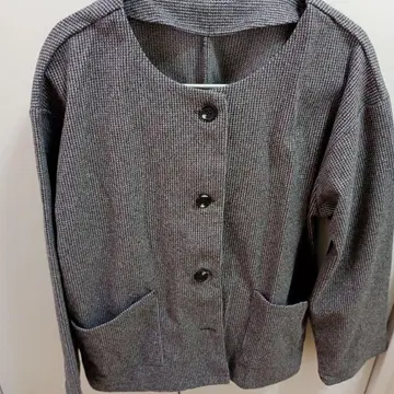 그레이 테일러드 자켓과 팬츠 세트