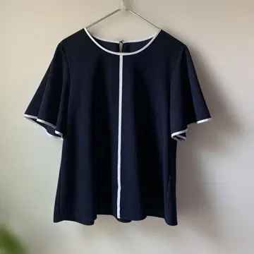 EMMA JAMES 파이핑 블라우스 네이비