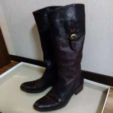 여성용 다크 브라운 가죽 롱 부츠 버클 포함 22.5cm 상당