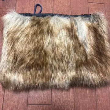 sacai 에코 퍼 넥워머