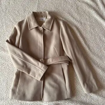 KUMIKYOKU 베이지 코트 허리 벨트 포함