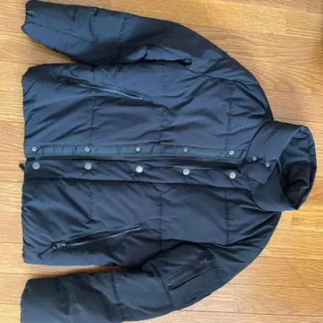 백 넘버 블랙 다운 자켓 M