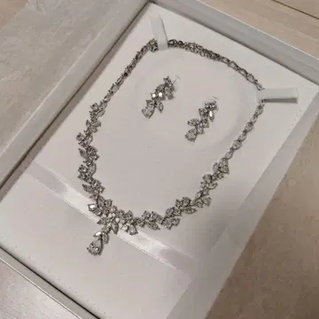 LoveTiara 클라리스 지르코니아 목걸이 & 귀찌 RL-61