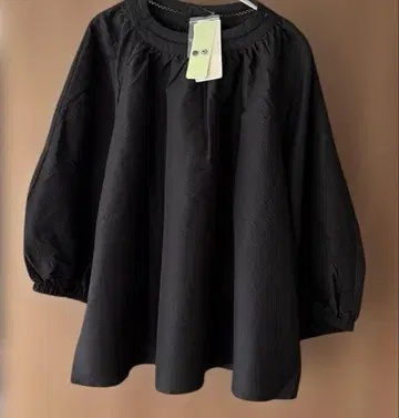 grove 2WAY 축구 스모크 블라우스 블랙