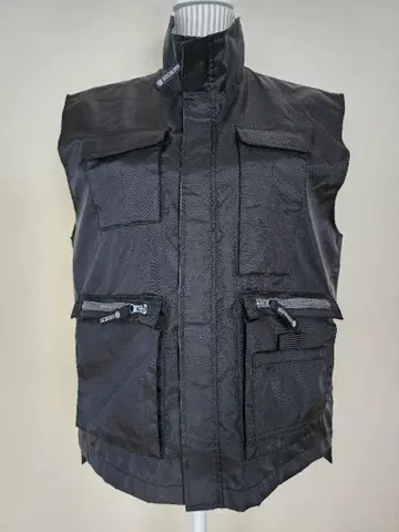 BOSS BLACK 다기능 포켓 베스트