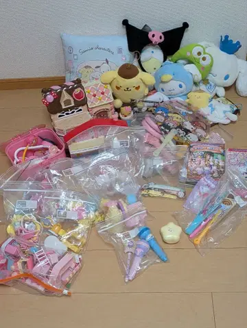 산리오 캐릭터 완구 세트