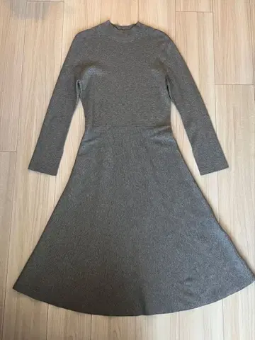 theory luxe 그레이 7부 소매 무릎 기장 원피스 038