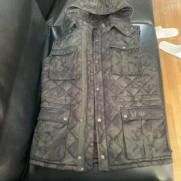 카키 퀼팅 베스트 가벼운