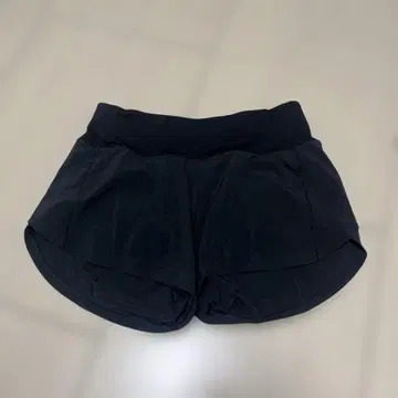 룰루레몬 블랙 숏팬츠