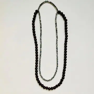 플로리안풍 우드비즈 목걸이