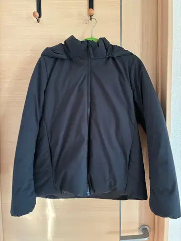 UNIQLO 하이브리드 다운 후드티 블랙 M