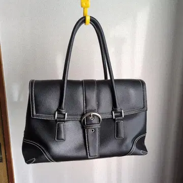 블랙 핸드백 벨트 포함